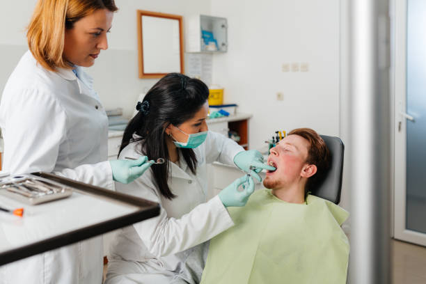 Best Holiday Emergency Dentist in Bloomington, IL